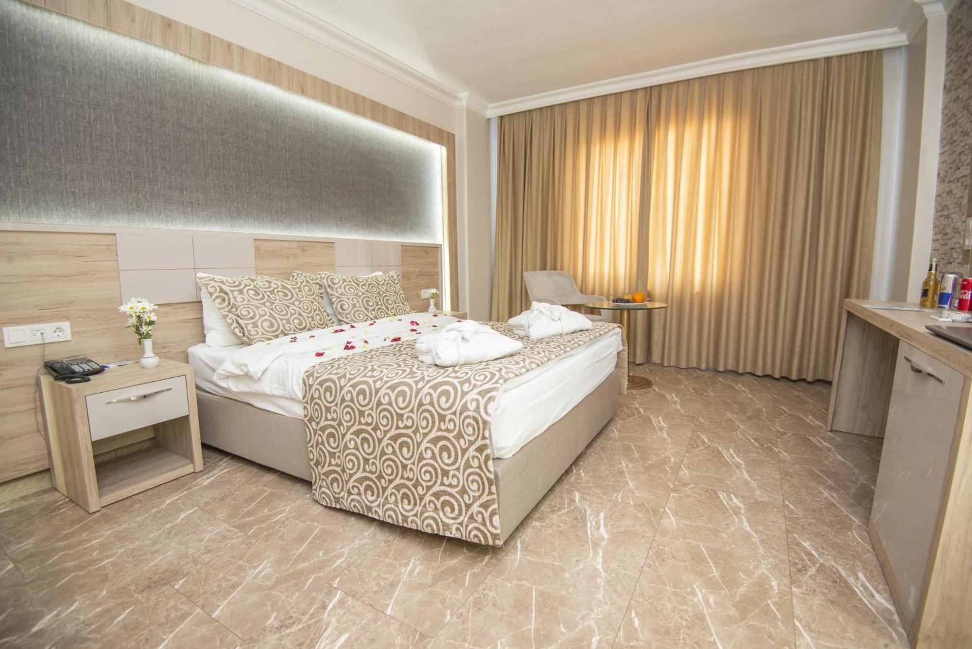 Afyon Mcg Marble Hotel Αφιόν Εξωτερικό φωτογραφία